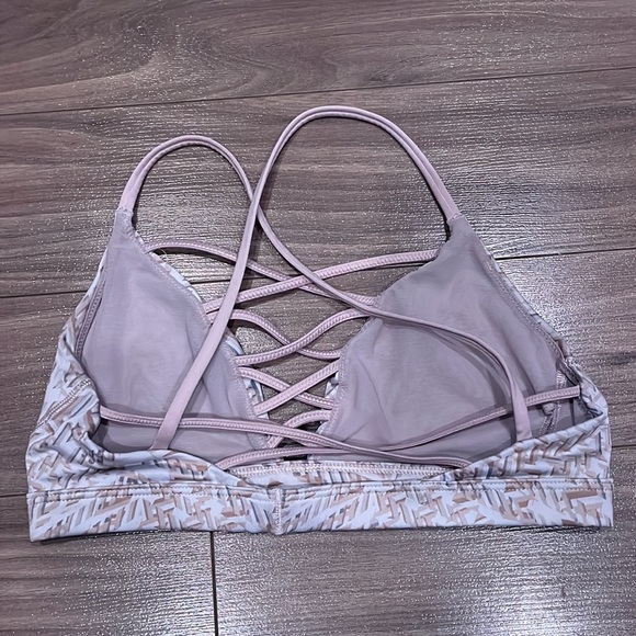 Victoria sport  Sports bra - Picture 2 of 3